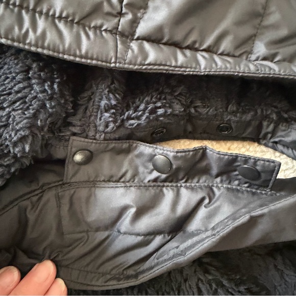 The North Face Charcoal Hooded Jacket - Picture 6 of 8